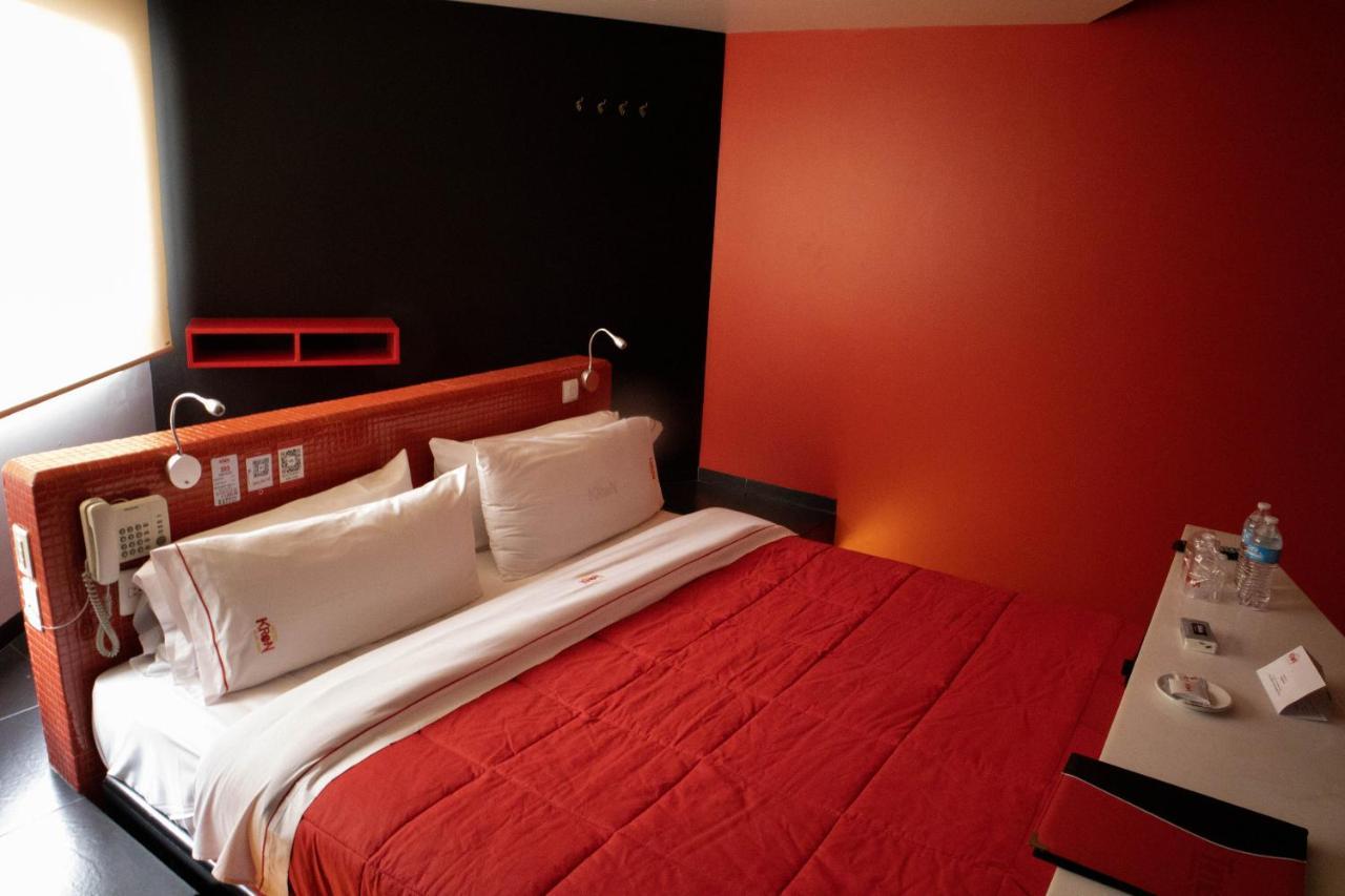Love Hotel Kron Cidade do México Exterior foto