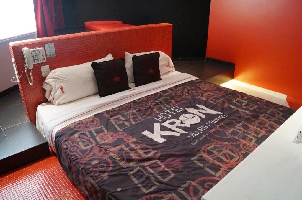 Love Hotel Kron Cidade do México Exterior foto